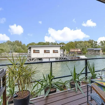 The Root Your Charming Floating * Bratislava