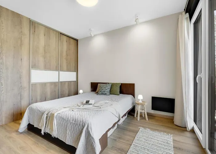 The Root Your Charming Floating