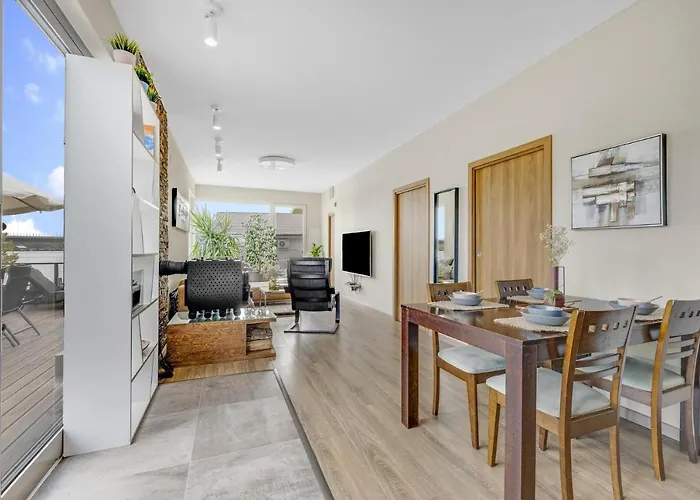 Vila The Root Your Charming Floating *